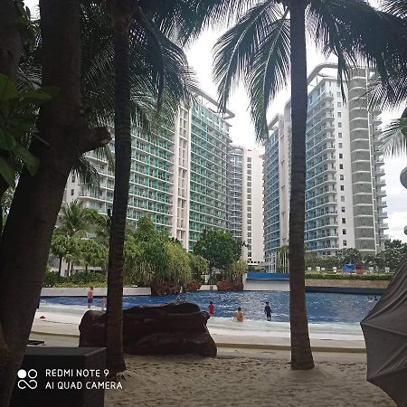 Azure Urban Resort Maui Tower Manila Exterior foto