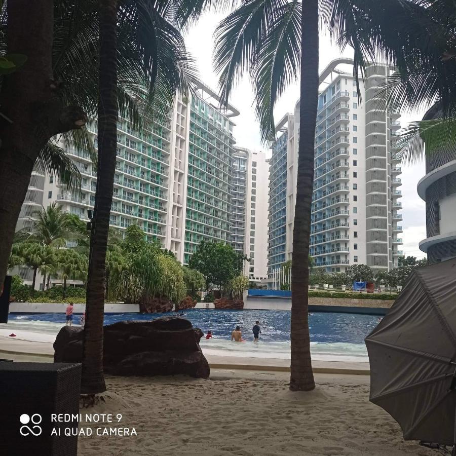 Azure Urban Resort Maui Tower Manila Exterior foto
