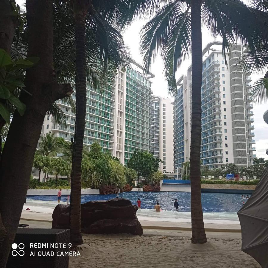Azure Urban Resort Maui Tower Manila Exterior foto