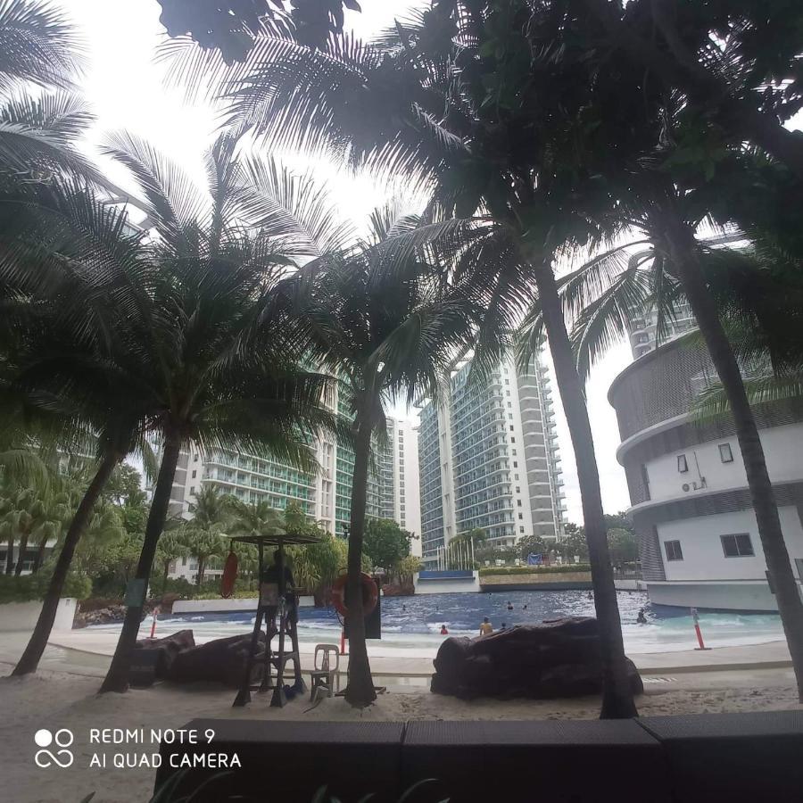 Azure Urban Resort Maui Tower Manila Exterior foto